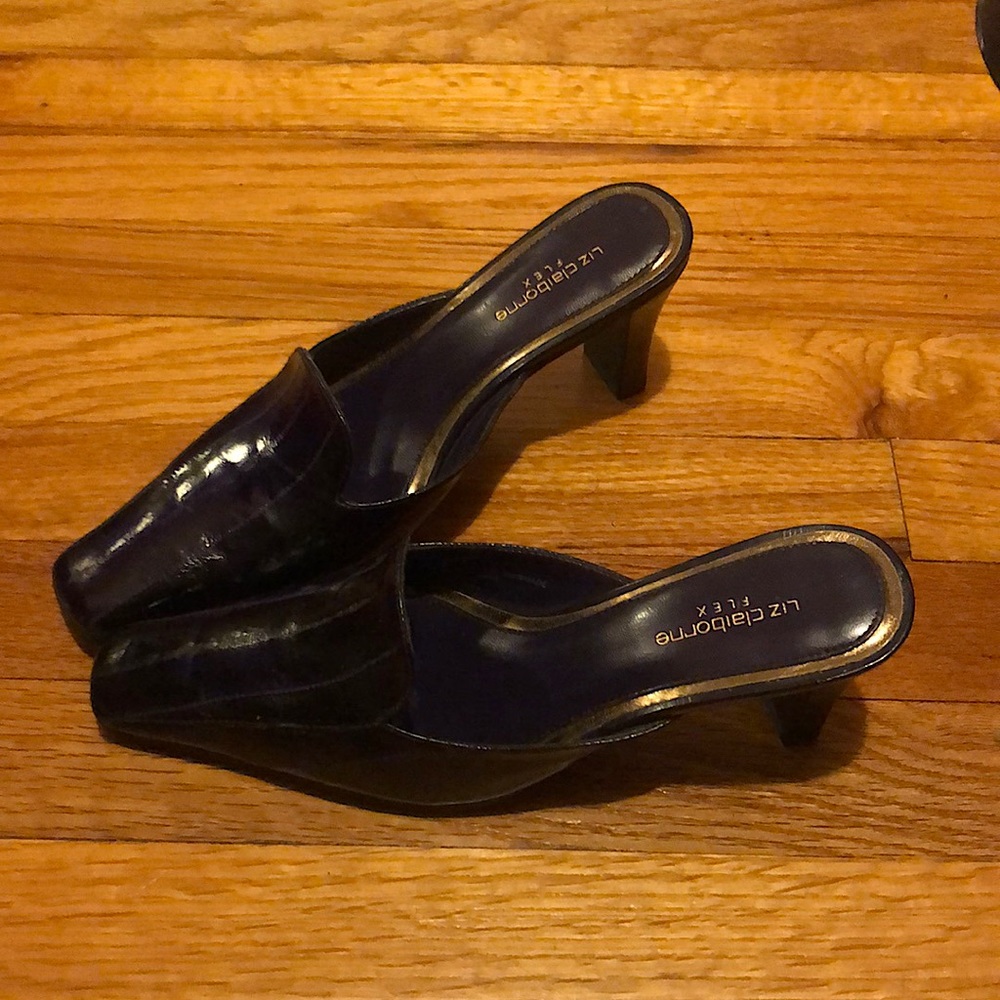 LIZ CLAIBORNE FLEX LEATHER BLACK Mules with BLACK STACKED low heels size 7.5 M